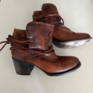 FREEBIRD BY STEVEN Casey Ankle Boots - 8
